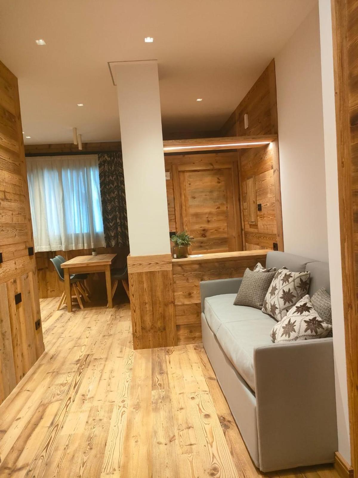 Fior Di Roccia Apartments- In Centro Cervinia, Sauna Privata, Matterhorn Dream 브루일서비니아 외부 사진