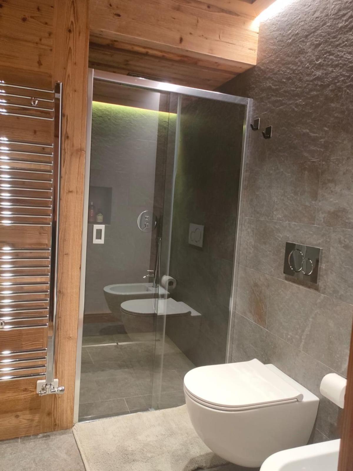 Fior Di Roccia Apartments- In Centro Cervinia, Sauna Privata, Matterhorn Dream 브루일서비니아 외부 사진
